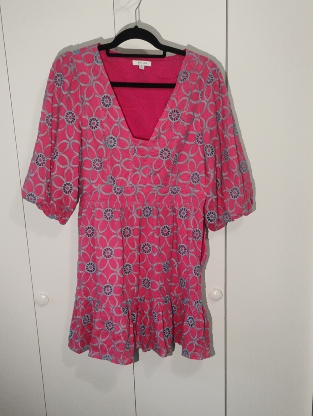 BTFL-life Pink Floral Eyelet V-Neck Women's Tunic Dress